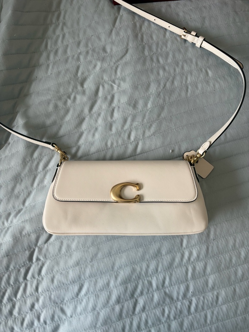 Coach White Leather Shoulder Bag with Gold 'C' Accent